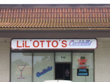 Bars_Lil-Ottos-001